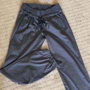 Lululemon lightweight pants